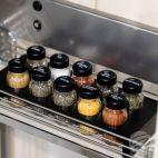 Stojak z przyprawami / 10 szt. - CZARNY z czarną nakrętką (3068300998) - zdjęcie