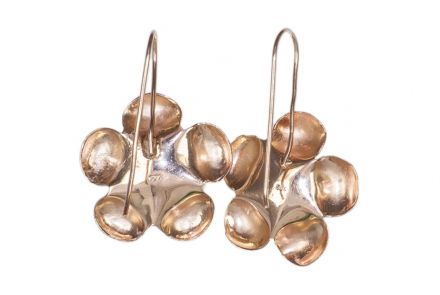 Pozłacane kolczyki kwiaty ze srebra - zdjęcie główne