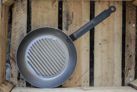 Patelnia grillowa, okrągła 26 cm - CARBON PLUS (D-5530) - zdjęcie główne