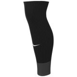 Rękawy piłkarskie czarne Nike Matchfit Slevee Team/Strike FQ8282-010/L/XL